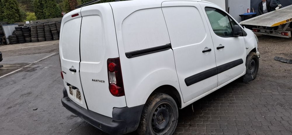 Peugeot Partner II  Berlingo II Lift 1.6Hdi na części