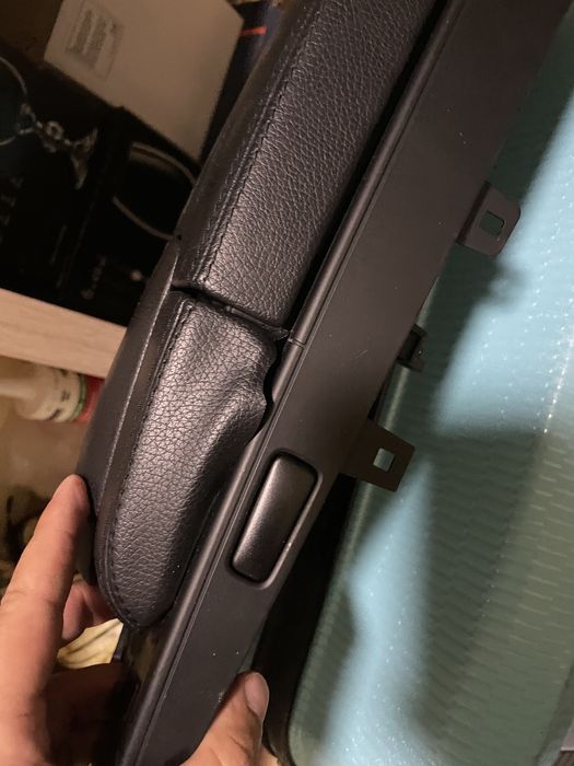 Підлокітник дя E350 w207 купе