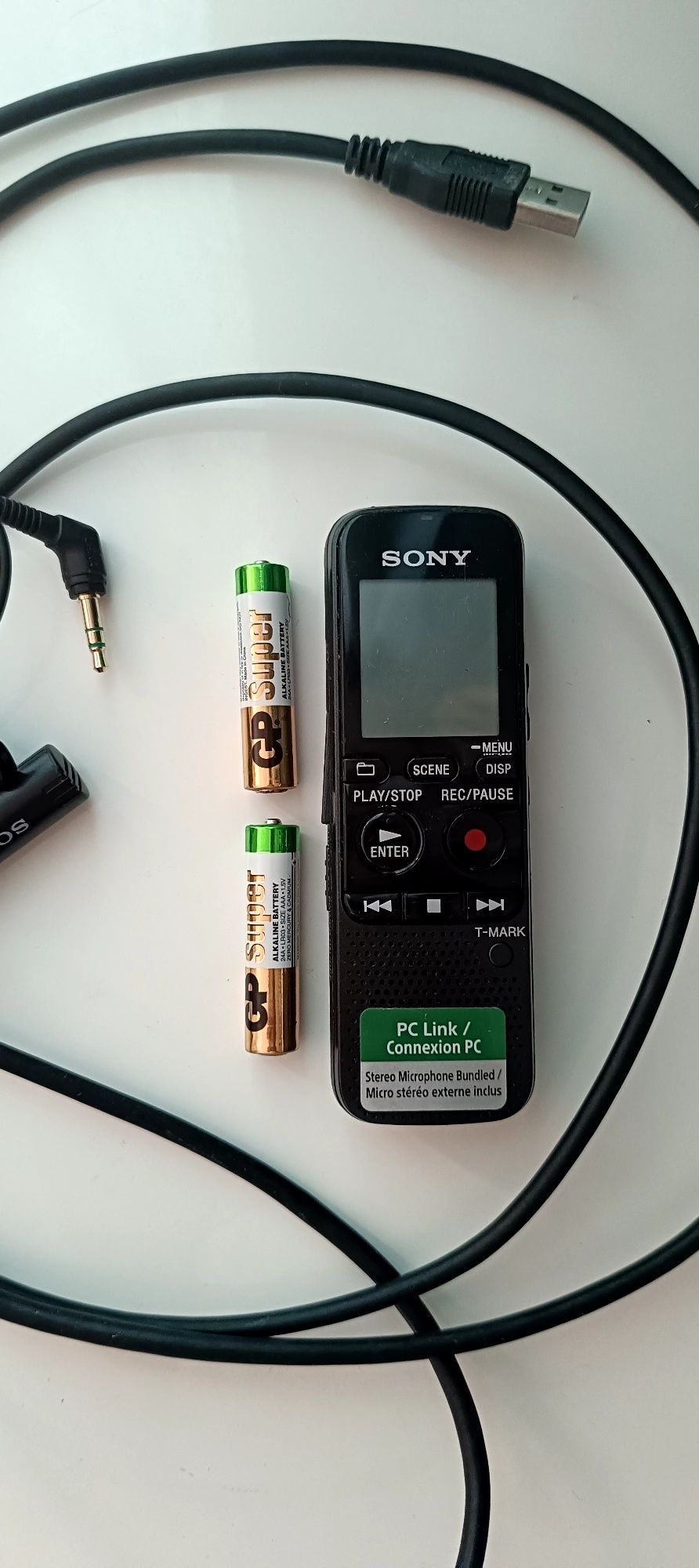 Dyktafon Sony -jak nowy- kompaktowy-.