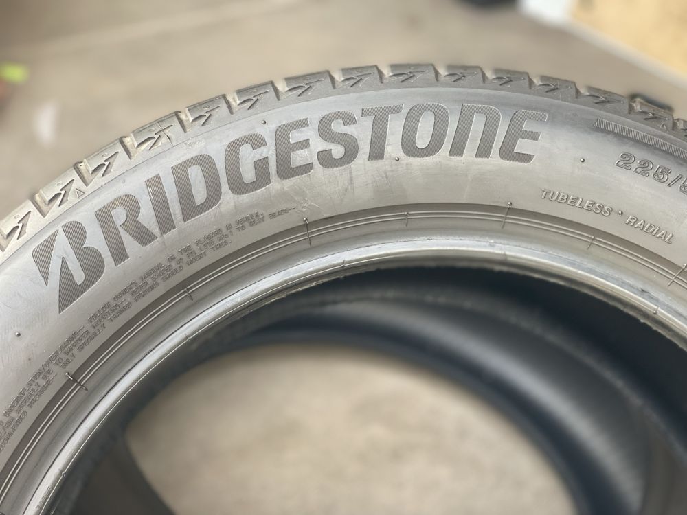 Літня гума 225 55 R18  2019 рік Bridgestone ПАРА летняя резина шины