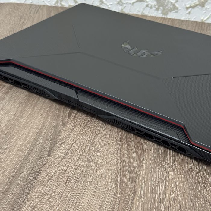 Asus Tuf Gaming GTX1650 / i5 / 16 / 1tb ssd + 512 ssd/ 144гЦ