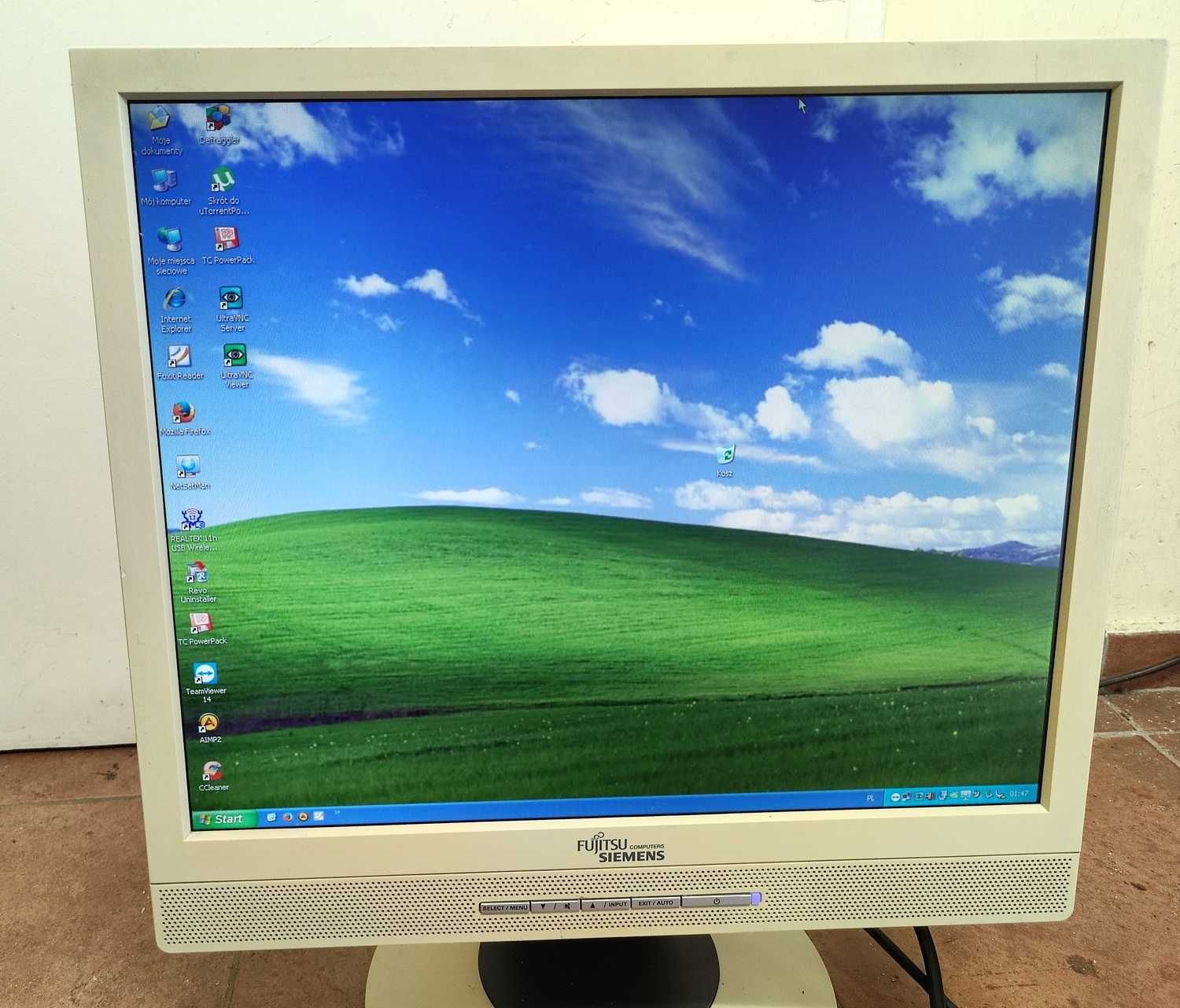 Monitor LCD Fujitsu Siemens Scenicview B17-2 17" multimedialny