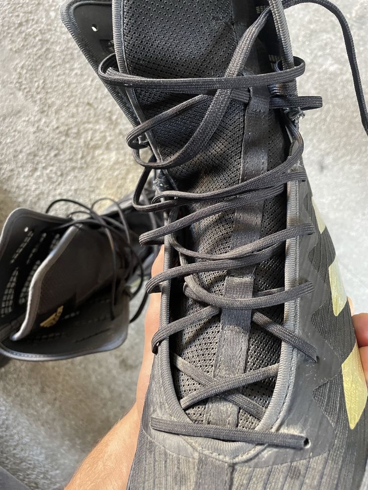 Buty bokserskie ADIDAS BOX HOG 4