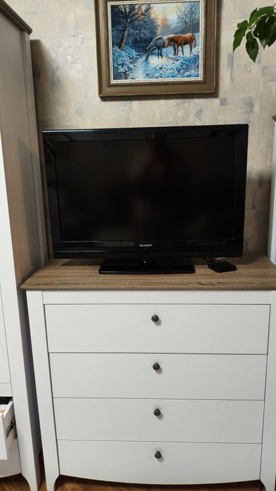 Телевізор Sharp LS-32S7E-BK+ тв приставка