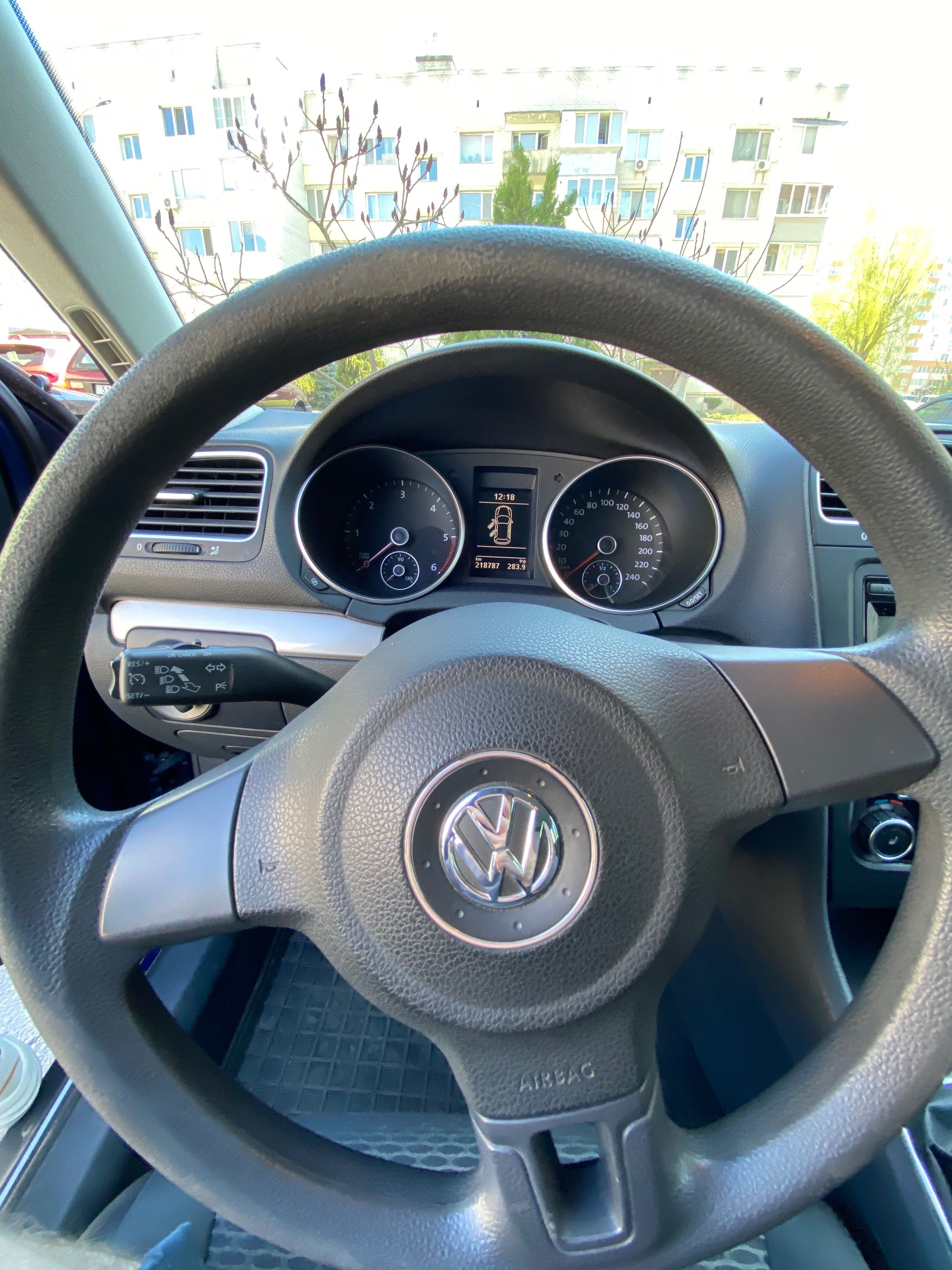 Volkswagen Golf 2010