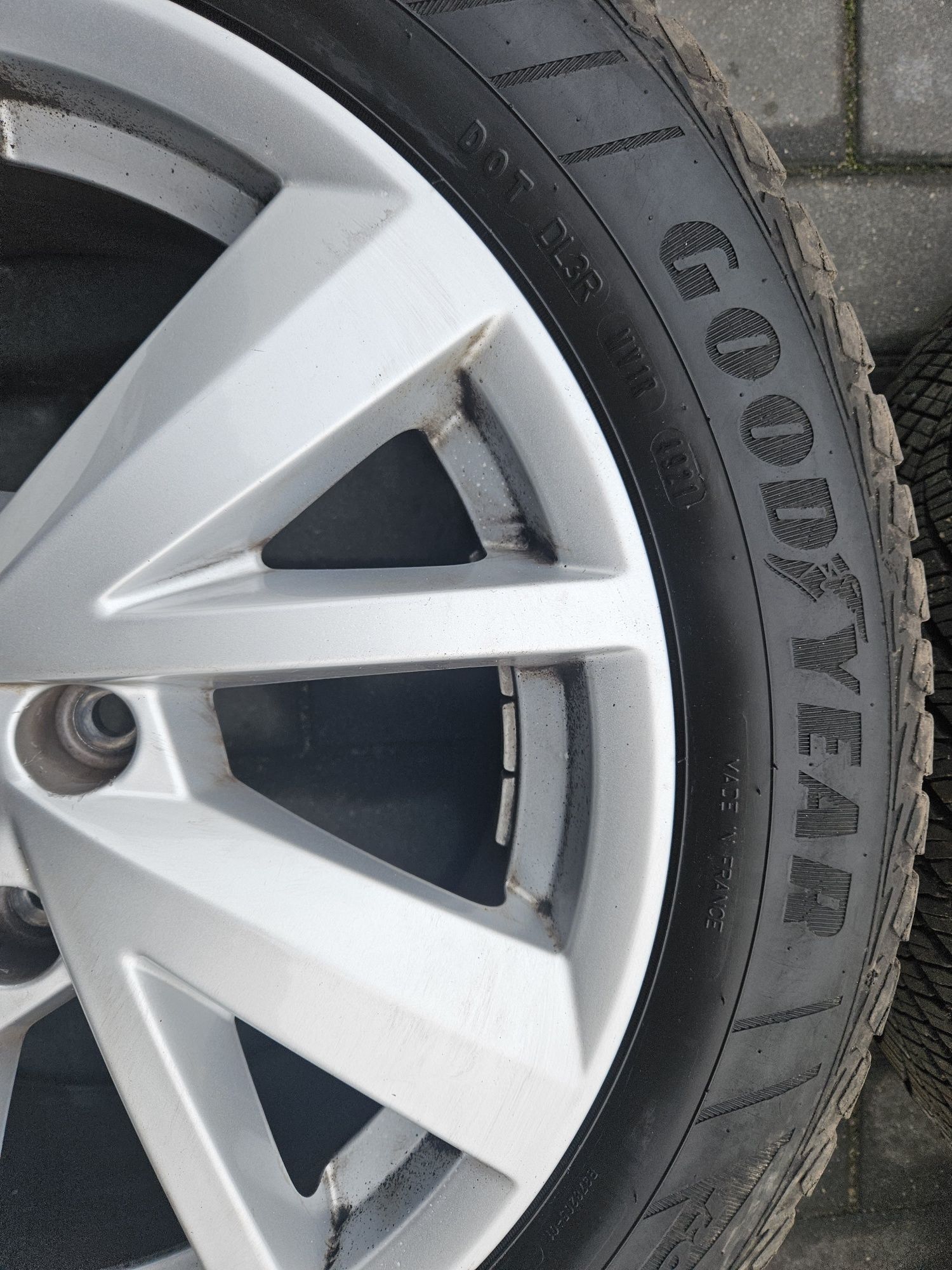 Alufelgi 17 Koła Audi Q2 81A 5x112