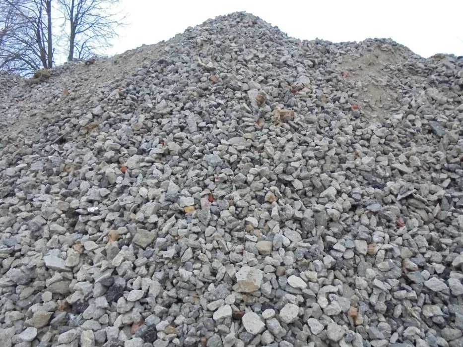 Piasek żwir kamień płukany czarnoziem gruz kruszony pospółka humus