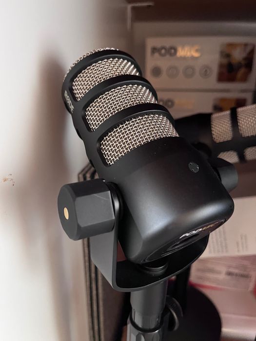 3 x Microfone RODE PODMIC FG0 e 3 x Microphone Stand