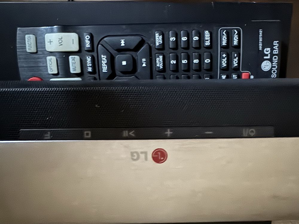 Домашний кинотеатр . Саундбар LG.