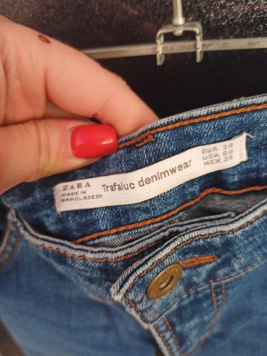 Фирменные Джинсы  ZARA