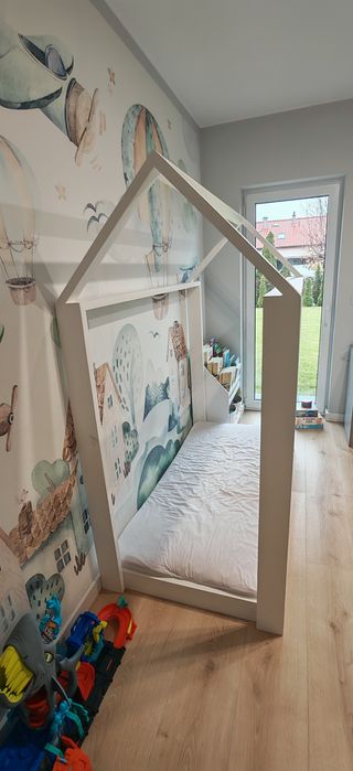 Łóżeczko dziecięce Biały Domek + stelaż materac 80x160