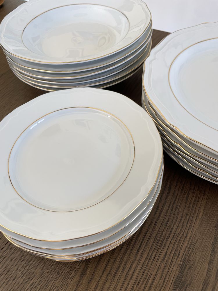 Zastawa karolina 18 elementów złota linia biała porcelana