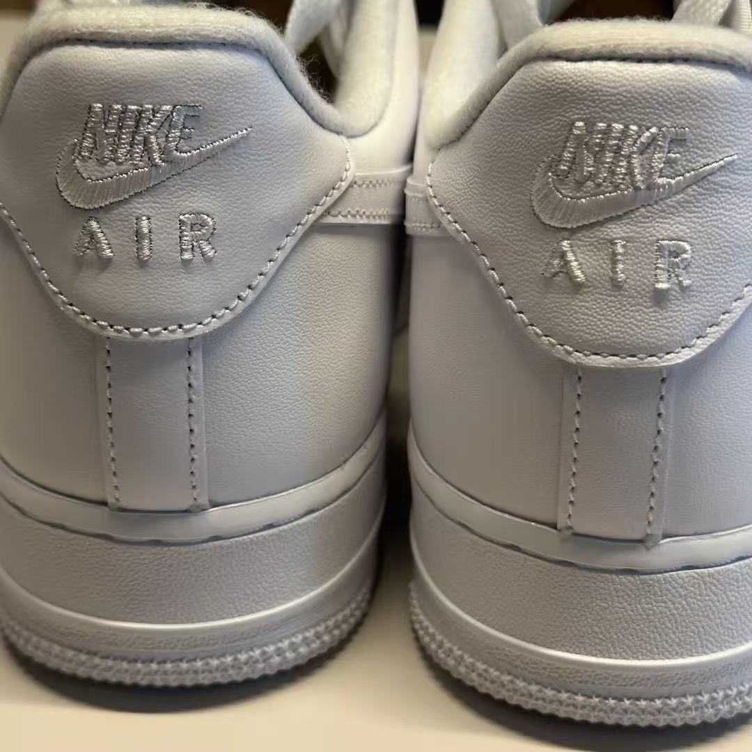Nike Air Force 1 Low Supreme White R.40