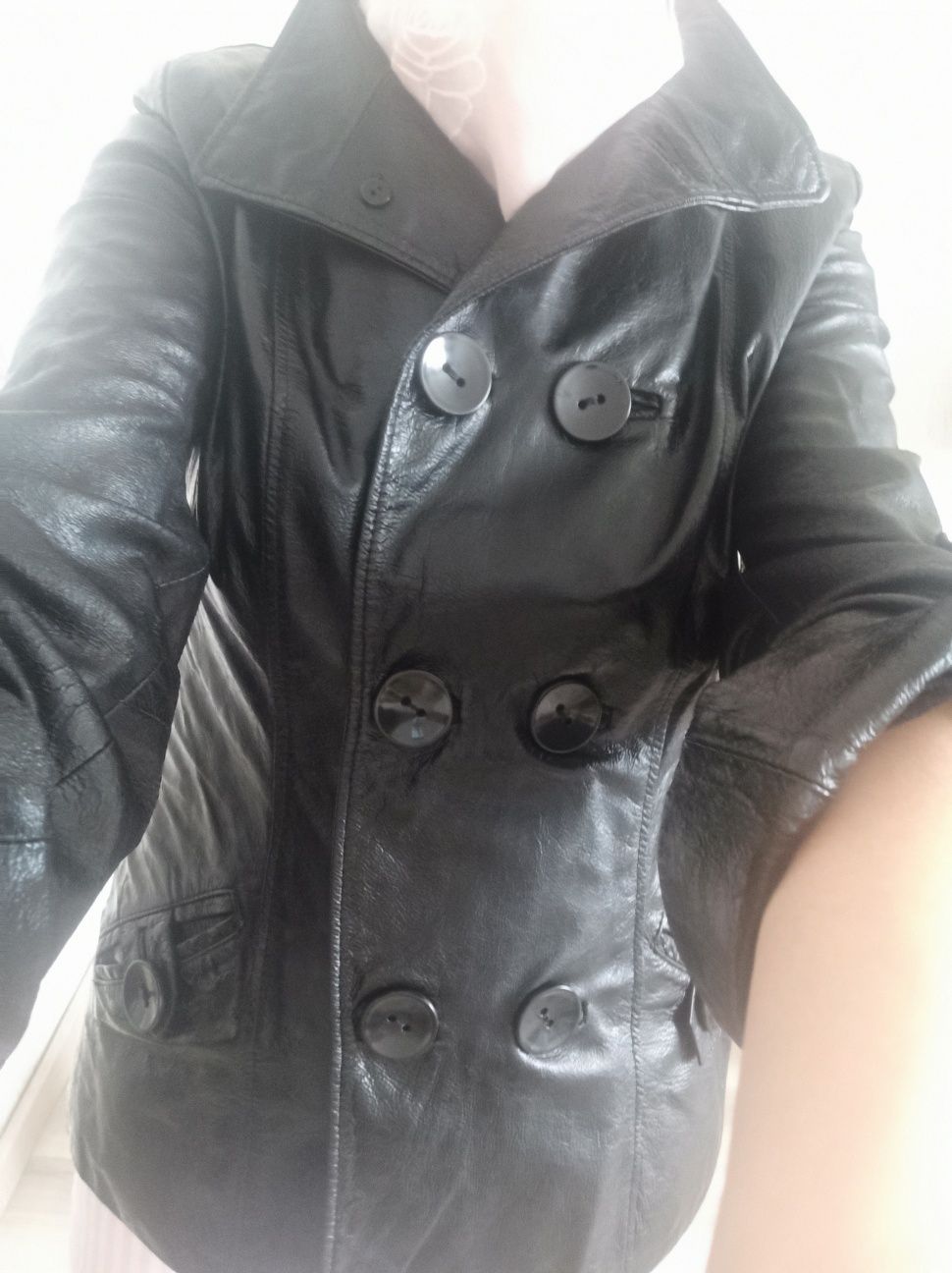 Куртка з натуральної шкіри чорного кольору