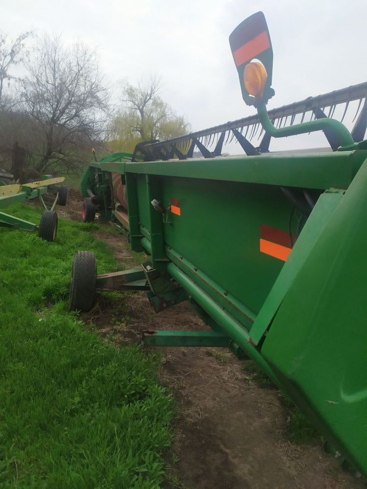 Жатка John Deere 630f гидрофлекс