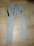 Штани Nike tech fleece