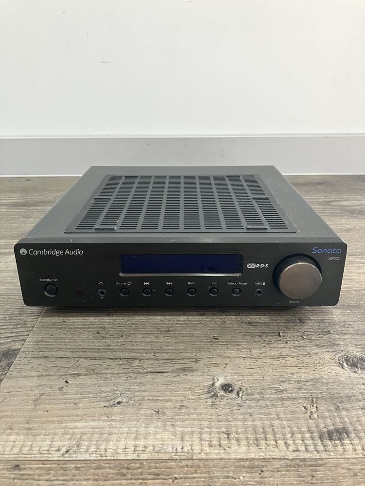 Amplituner Cambridge Audio Sonata AR30