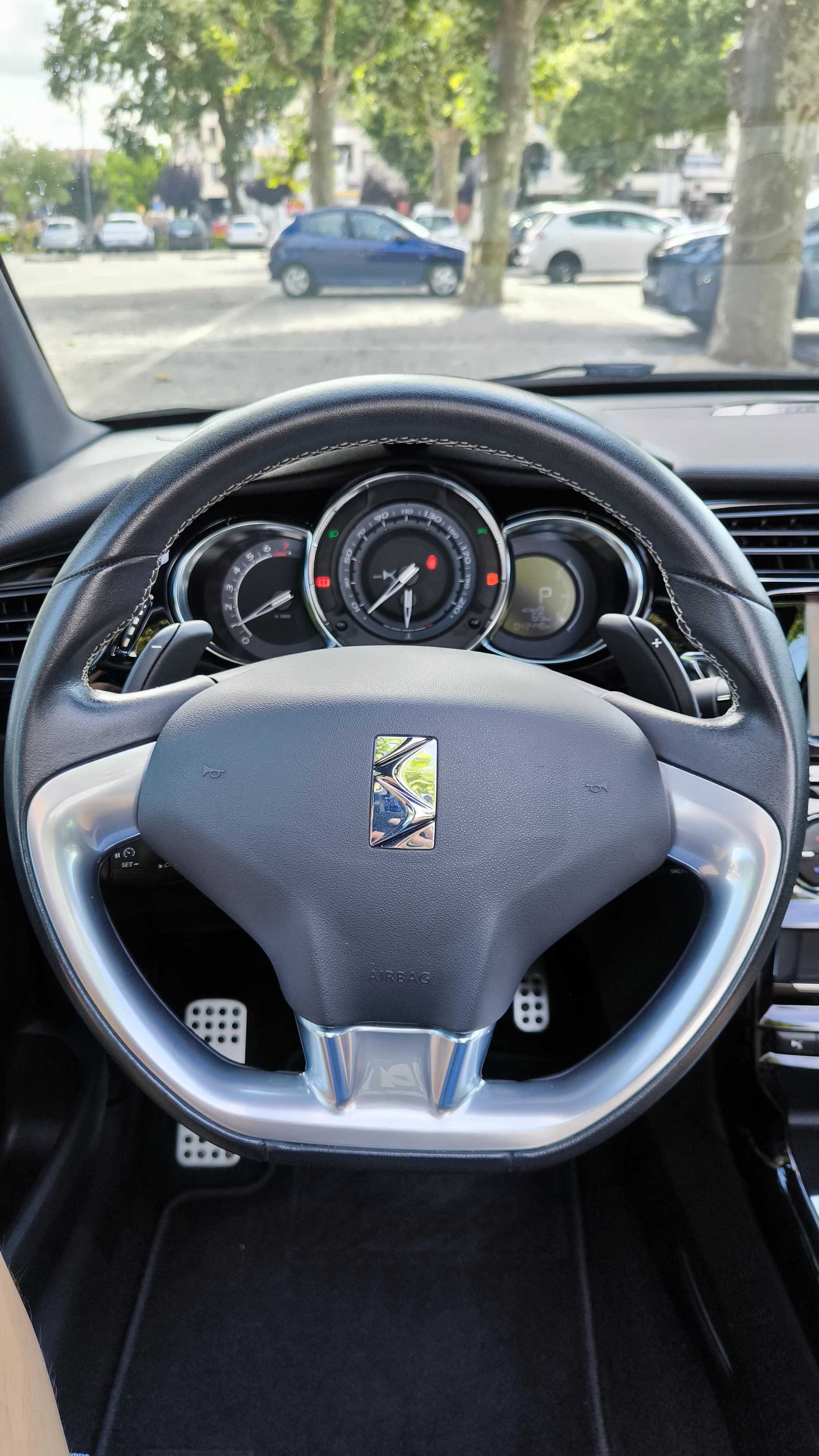 Ds3 1.2 cabrio Full extras
