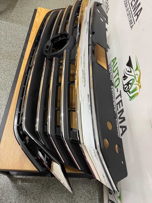 решітка радіатора Passat B9 2020- решетка гриль пасат USA