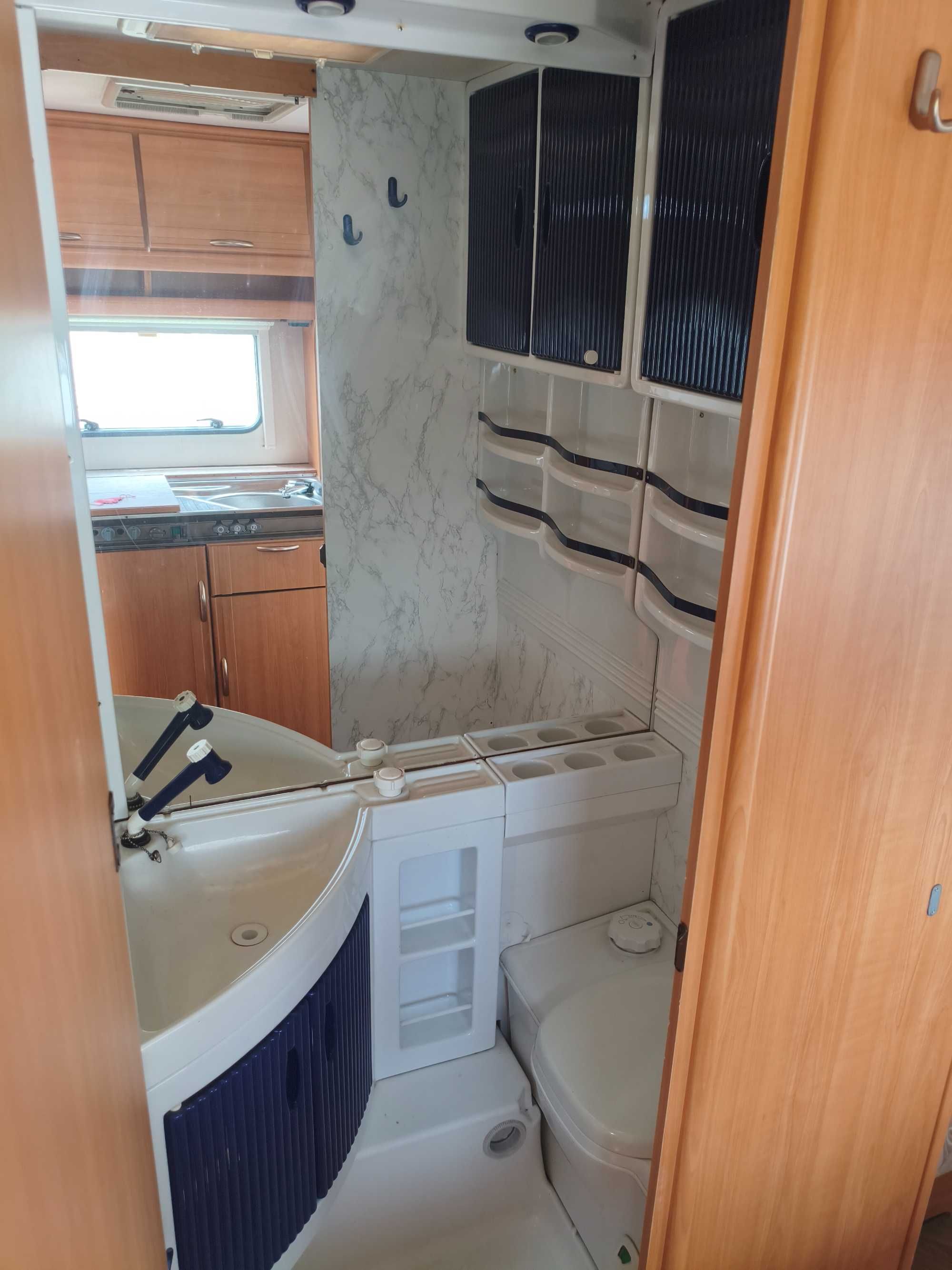 Przyczepa Kempingowa LMC 430 Luxus 1999r. markiza przedsionek bagażnik
