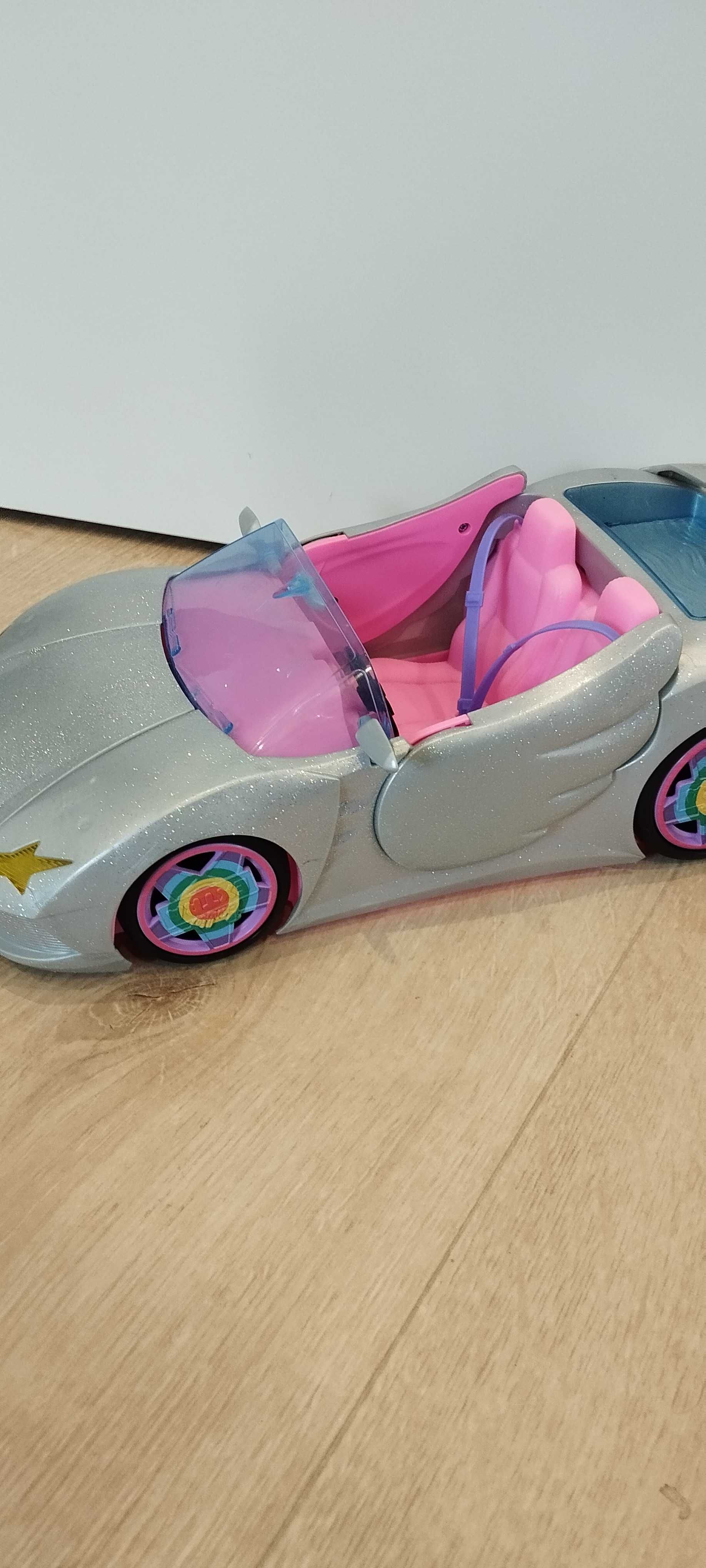 Srebrny kabriolet dla Barbie Mattel auto dla lalek