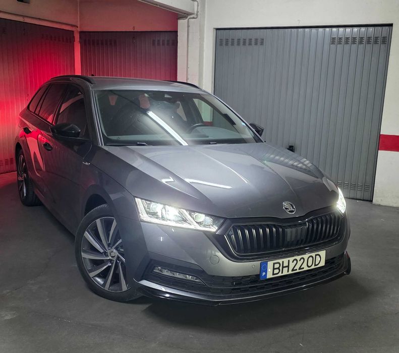Skoda OctaviaBreakSportline iV 1,4 TSI,204hp, Híbrida Plug-in,ano 2024