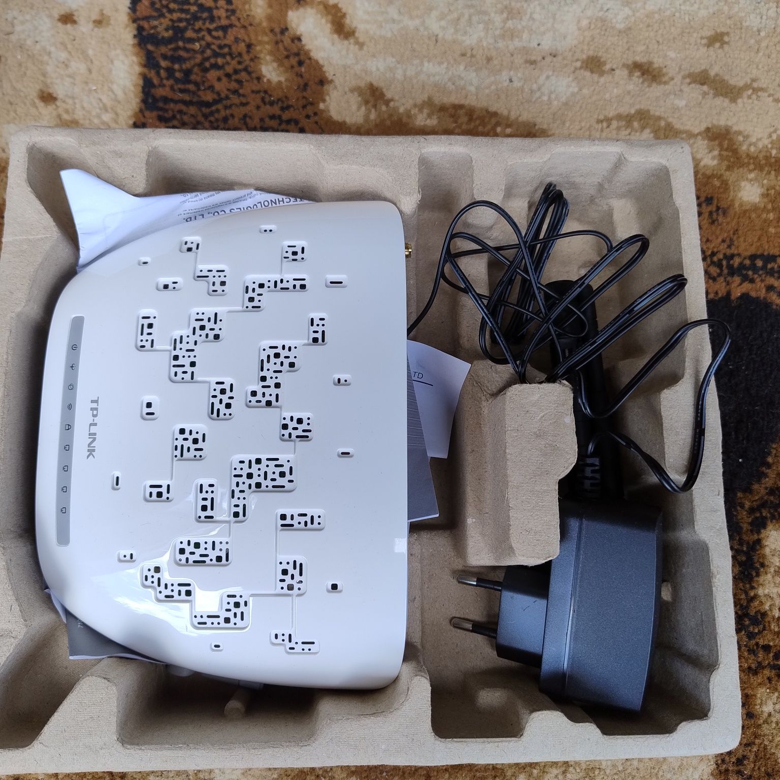 Router TP-LINK TD- W895ND