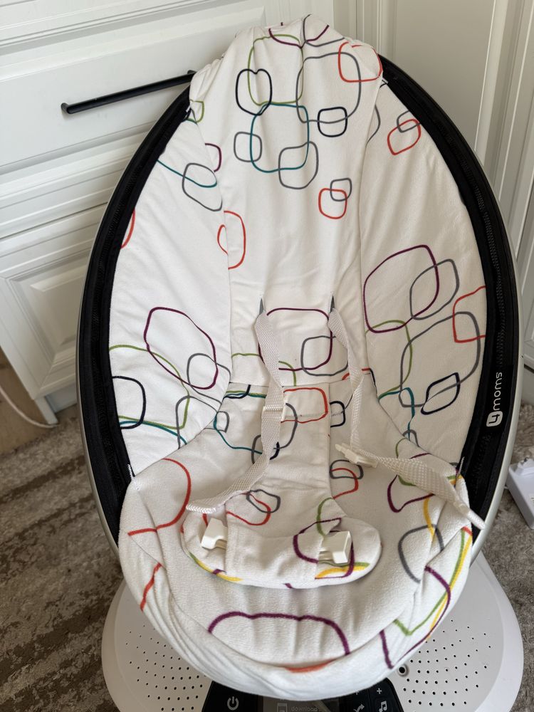 Укачивающий центр 4 Moms / Mama roo