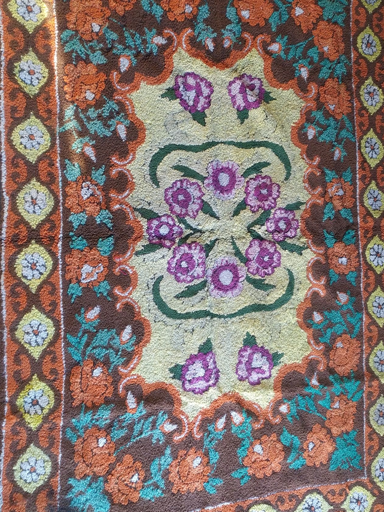 Старий  килим...