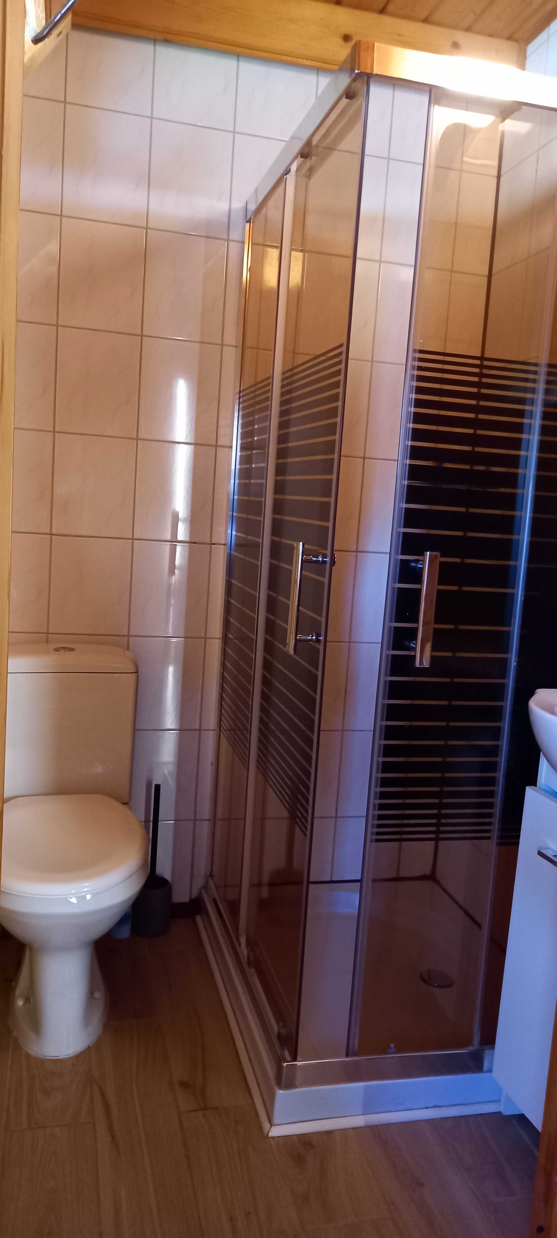 Domek  z widokiem na  zabytkowy Zamek .