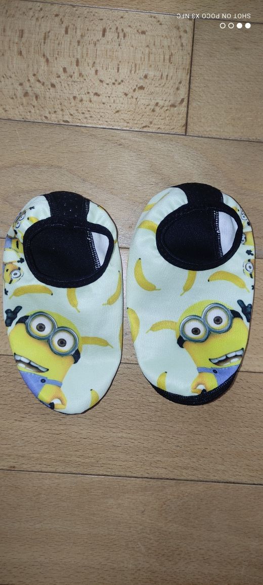 Buty do wody, nurkowania dla dziecka z motywem Minionków. NOWE