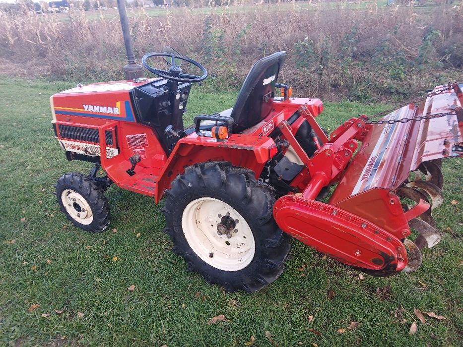 Yanmar 4x4 z glebogryzarkom japoński traktor nowe opony