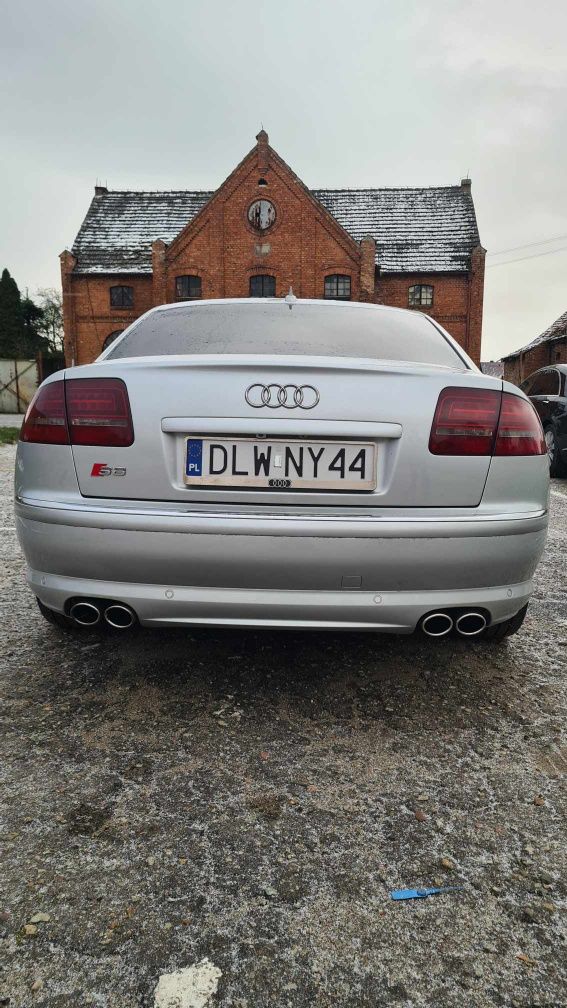 Audi S8 2008 2 lift