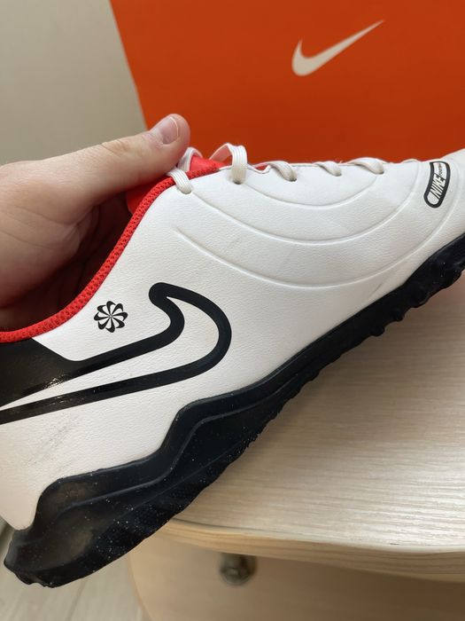 Оригінальні сороконіжки футзалки Nike Tiempo 46 розмір 30 см копи найк