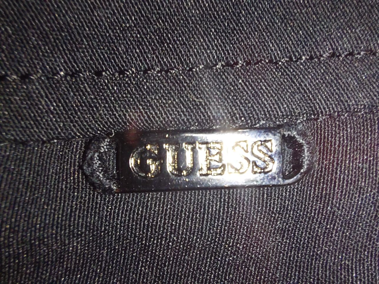 Spodnie czarne Guess roz 26