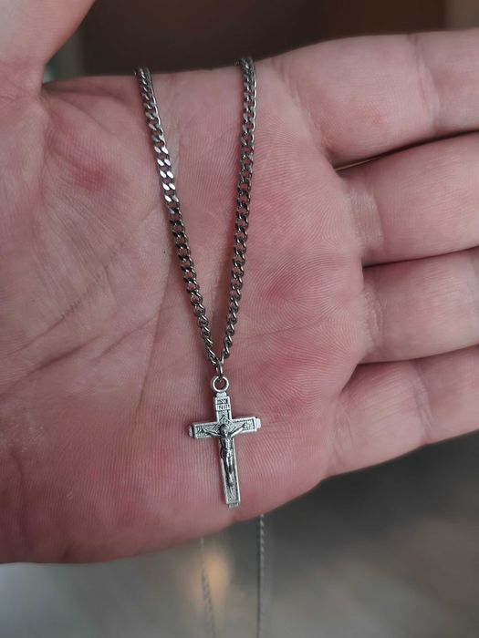 Naszyjnik męski stal szlachetna – pancerka z krzyżykiem 50 cm