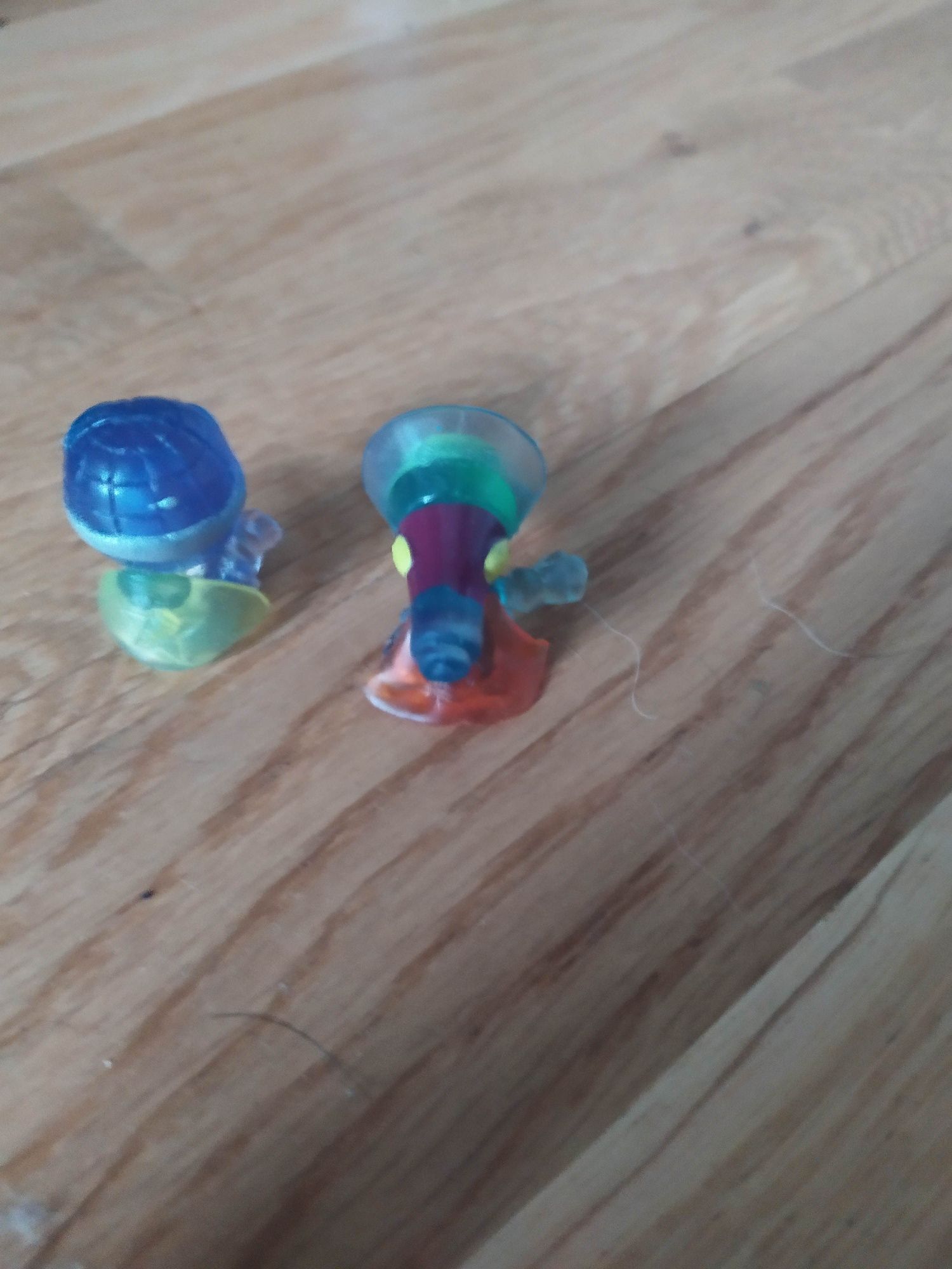 Dwie figurki super zings z 2 sezonu