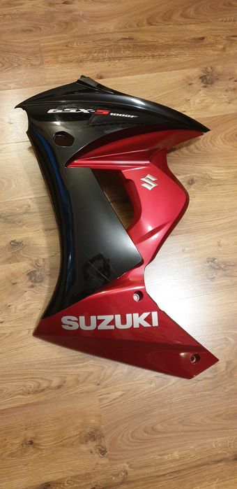 Suzuki GSX-S 1000 F  owiewka lewa
