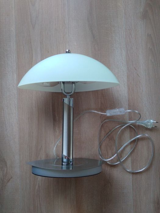 Lampka stołowa Nowa bez opakowania