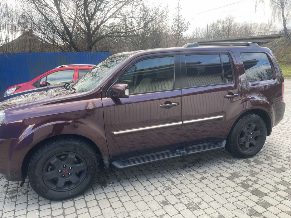 Продам Хонду Пілот.