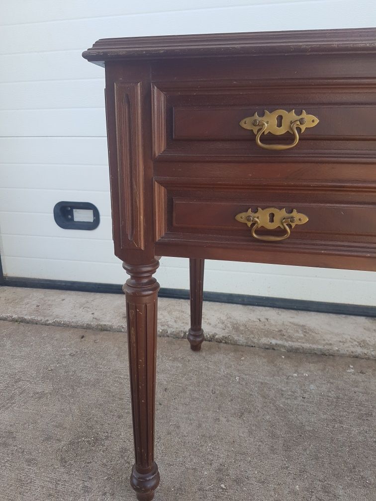Secretaria em madeira
