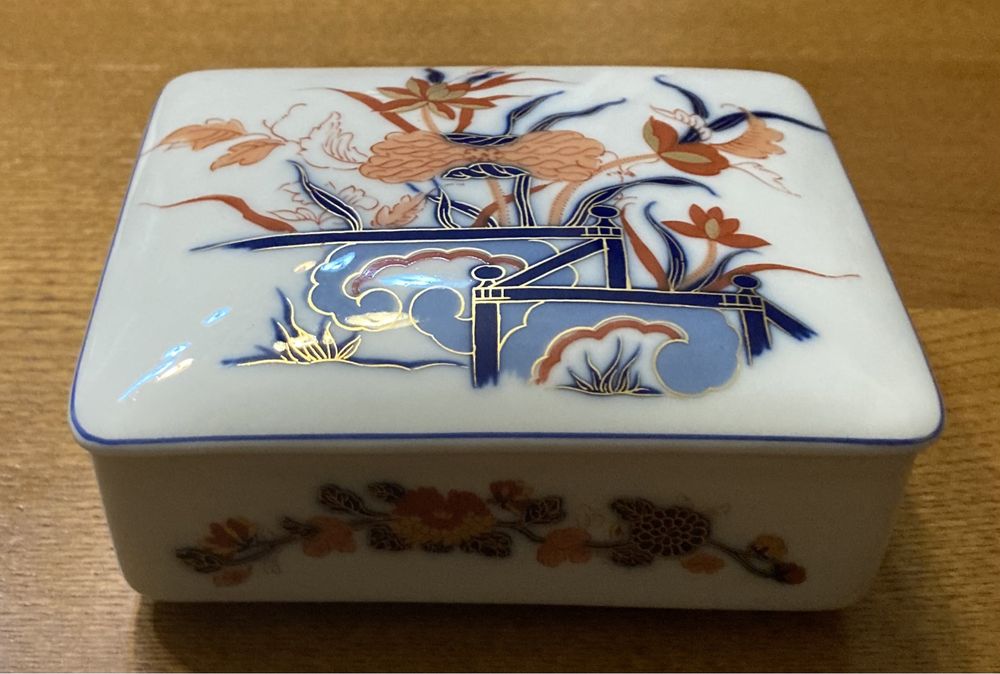 Caixa Americana Vista Alegre decoração Imari