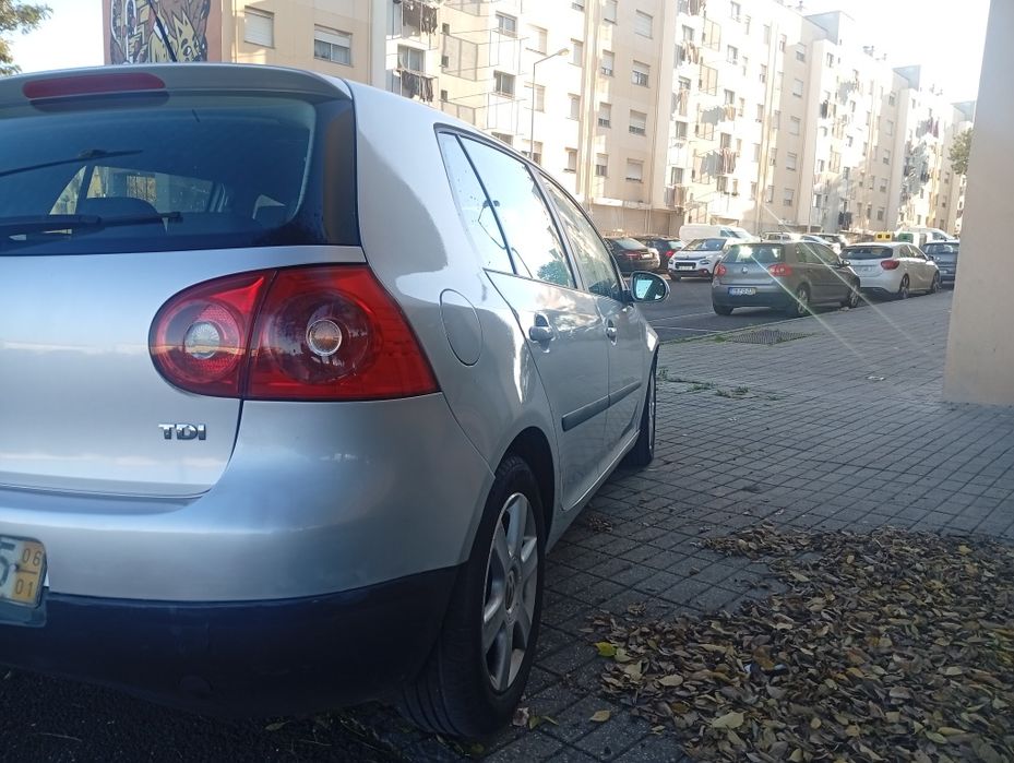 VW Golf 5  1.9 T.D.I do ano 2006 com 134000Km Reais. Carro Nacional