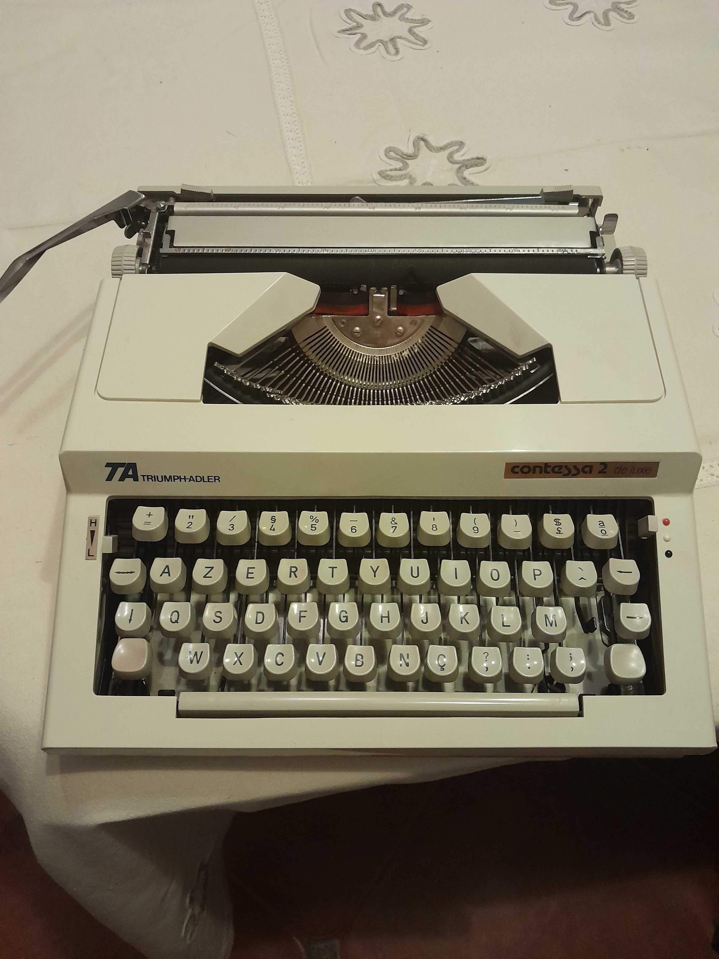 Maquina escrever antiga