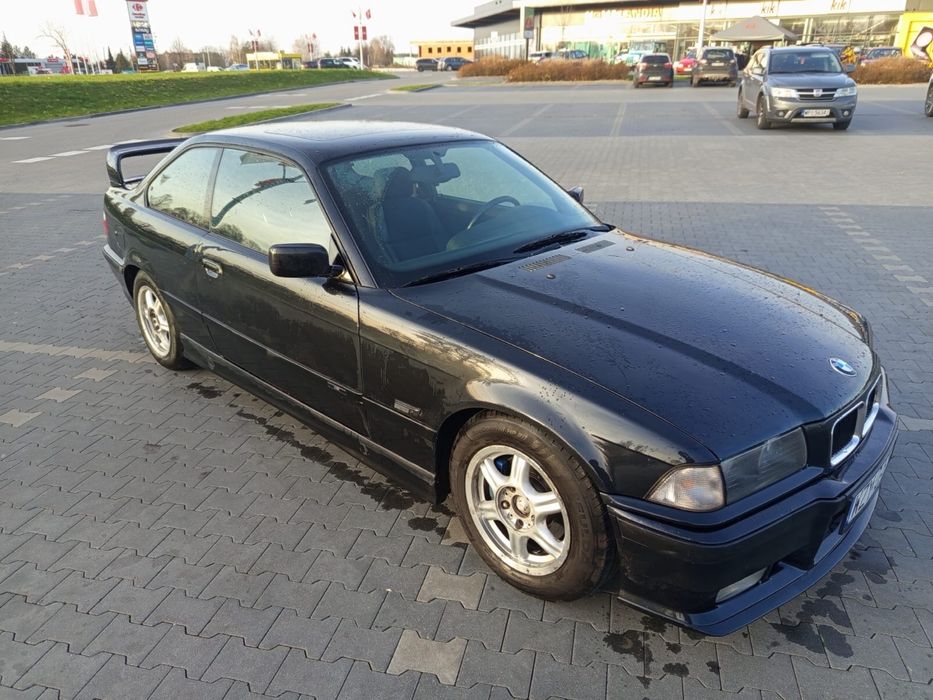 BMW E36 Coupe 1.8 IS z gazem 140KM M Pakiet