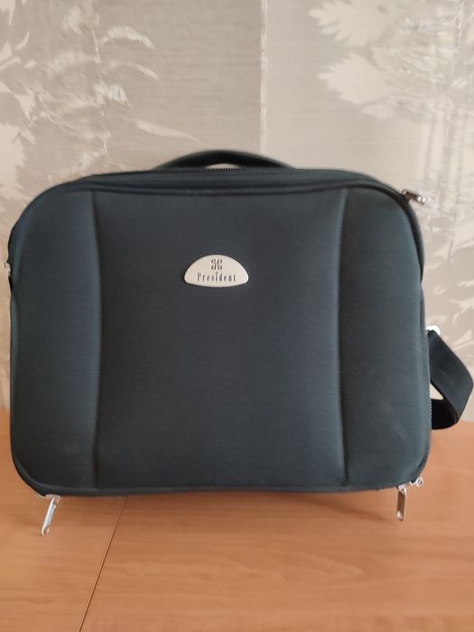 Жіноча сумка для транспортування речей