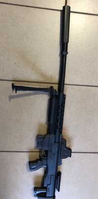 Снайперська гвинтівка 82 см,лазер,сошки
