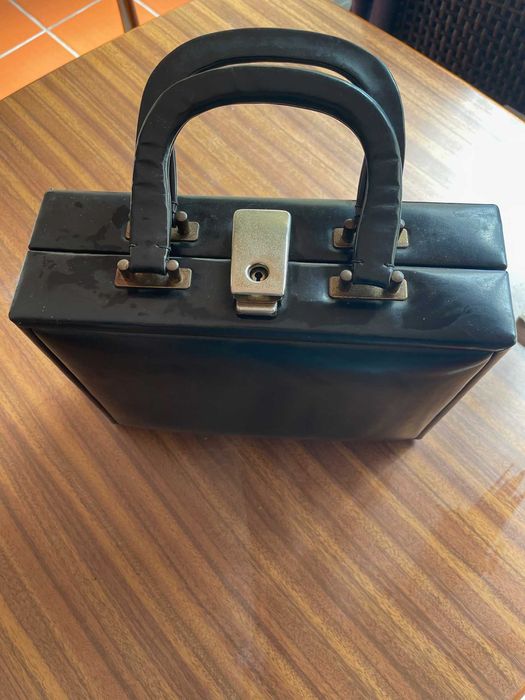 carteira de senhora em pele vintage