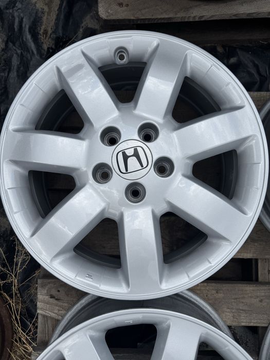 Комплект оригинал литые диски Honda r17 5/114.3