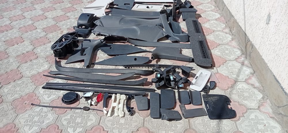 Пластик салона Volkswagen Golf plus